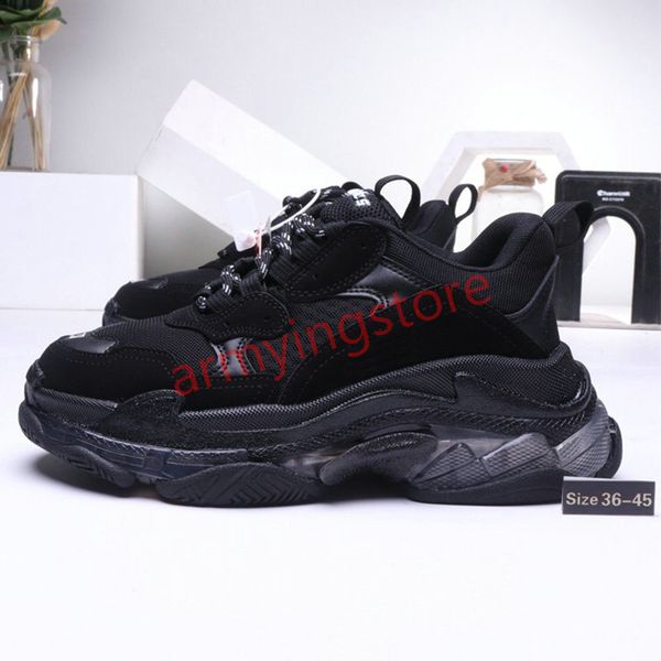 2021 17fw triple men's and women's shoes white black green navy gray transparent solesneakers fluorescent red paris papa
2021 17fw triple men's and women's shoes white black green navy gray transparent solesneakers fluorescent red paris papa