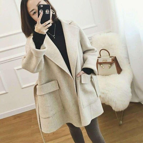2021 new autumn winter women woolen with belt coat female outwear double-faced cashmere jakets lady mid-long wool overcoat m9, Black
2021 new autumn winter women woolen with belt coat female outwear double-faced cashmere jakets lady mid-long wool overcoat m9, Black