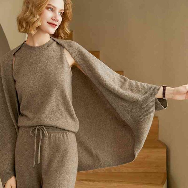 women's jackets pure cashmere 100% with female scarf autumn and versatile cable, Black;brown
women's jackets pure cashmere 100% with female scarf autumn and versatile cable, Black;brown