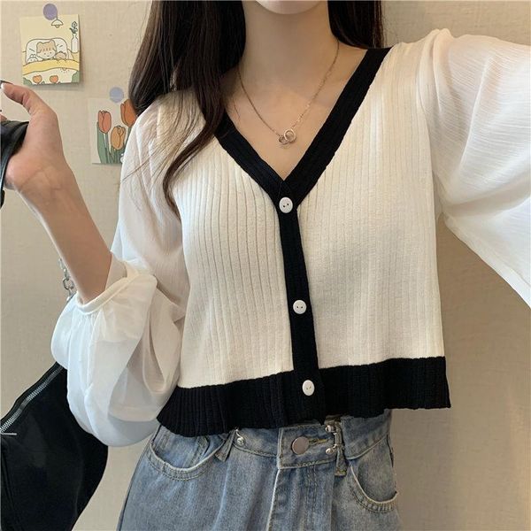 women's knits & tees autumn color contrast short knitwear splicing chiffon 2021 korean v-neck slim student lantern sleeve wear, White
women's knits & tees autumn color contrast short knitwear splicing chiffon 2021 korean v-neck slim student lantern sleeve wear, White