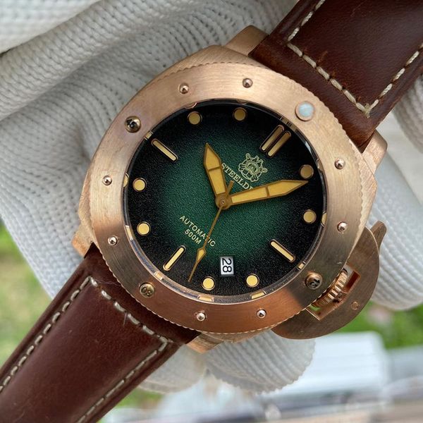 wristwatches steeldive sd1956s green dial bronze case 43mm nh35 automatic movement 50atm waterproof antique men dive watch with bezel, Slivery;brown
wristwatches steeldive sd1956s green dial bronze case 43mm nh35 automatic movement 50atm waterproof antique men dive watch with bezel, Slivery;brown