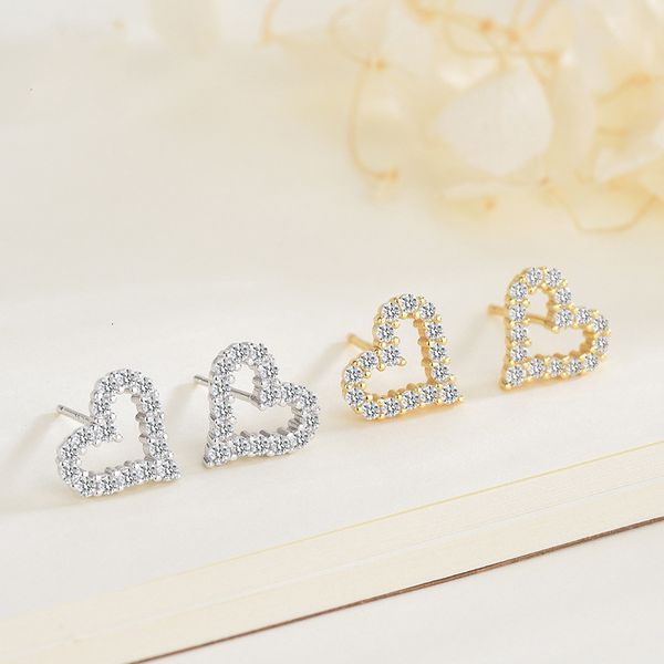charms s925 sterling silver love earrings women's heart-shaped crystal diamond inlaid japanese and korean fashion upsurge love, Golden
charms s925 sterling silver love earrings women's heart-shaped crystal diamond inlaid japanese and korean fashion upsurge love, Golden