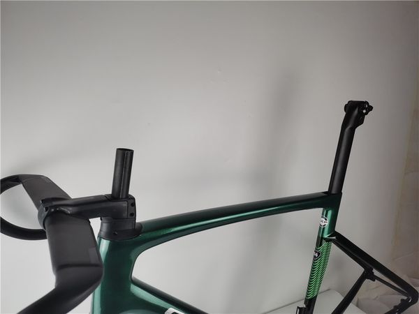 frame super ultralight carbon fiber bike sl7 frameset disc brake with threaded bsa bottom bracket 2021 latest climbing mold
frame super ultralight carbon fiber bike sl7 frameset disc brake with threaded bsa bottom bracket 2021 latest climbing mold