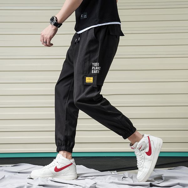 men 2021 new spring and autumn polyester pockes drawstring carigo pants men casual regular cargo style pants men, Black 
men 2021 new spring and autumn polyester pockes drawstring carigo pants men casual regular cargo style pants men, Black