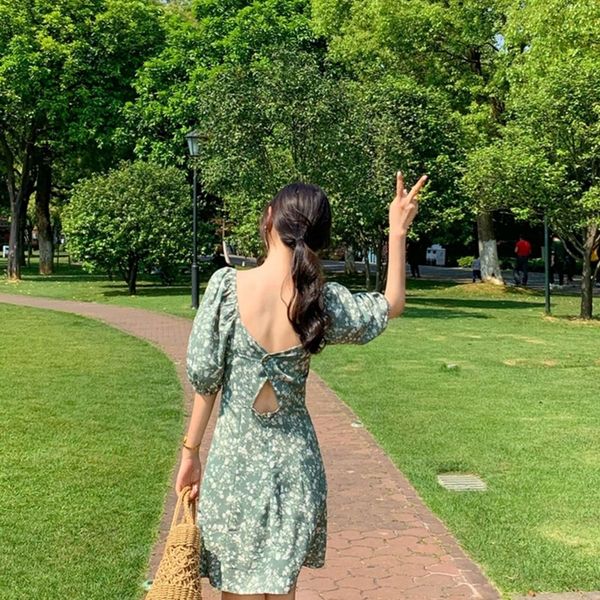 summer floral dress women puff sleeve chiffon mini backless dress casual french style elegant vintage summer korean dress 2020, White;black
summer floral dress women puff sleeve chiffon mini backless dress casual french style elegant vintage summer korean dress 2020, White;black