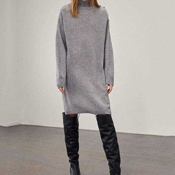 2021 new turtleneck knit women solid color long sleeve shoulder buttons knitwear robes e9h4, Black;gray
2021 new turtleneck knit women solid color long sleeve shoulder buttons knitwear robes e9h4, Black;gray