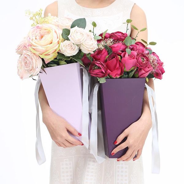 gift wrap hug bucket florist packaging box party packing cardboard 1 pc flower paper boxes with handhold
gift wrap hug bucket florist packaging box party packing cardboard 1 pc flower paper boxes with handhold