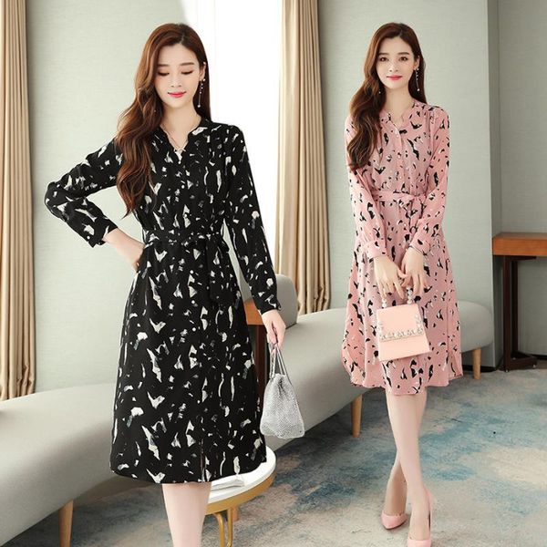 casual dresses 2021 vintage print chiffon midi autumn winter plus size black long sleeve dress elegant women bodycon party vestidos, Black;gray
casual dresses 2021 vintage print chiffon midi autumn winter plus size black long sleeve dress elegant women bodycon party vestidos, Black;gray