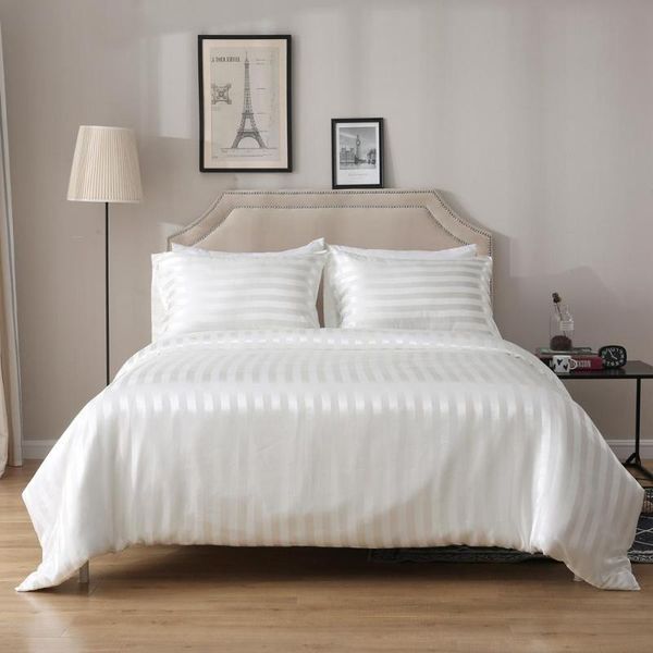 satin bed linen euro bedding set luxury duvet cover set satin strip double bed cover king size quilt pillowcase
satin bed linen euro bedding set luxury duvet cover set satin strip double bed cover king size quilt pillowcase