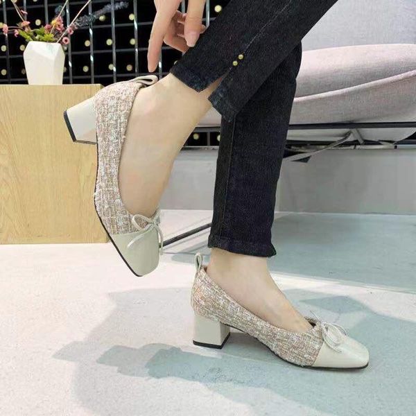 dress shoes fashion 2021 spring and autumn round toe butterfly-knot slip on middle heel single women, Black
dress shoes fashion 2021 spring and autumn round toe butterfly-knot slip on middle heel single women, Black