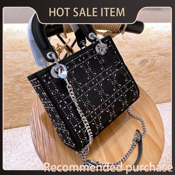2021 bags mini bags messenger handbags shoulder bag designer shopping shipping pockets cosmetic bag crossbody quality hig faiir
2021 bags mini bags messenger handbags shoulder bag designer shopping shipping pockets cosmetic bag crossbody quality hig faiir