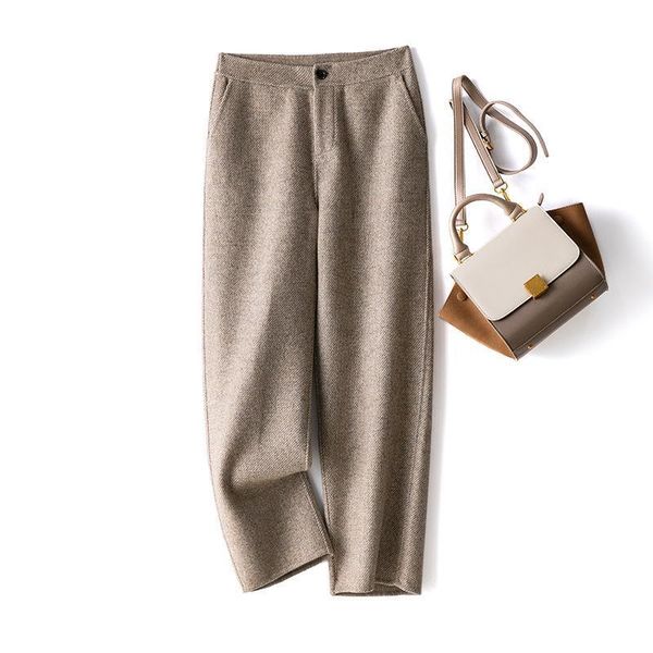 autumn and winter casual fashion warem thick pants women 2021 new office lady elegant high waist wide leg straight trousers, Black;white
autumn and winter casual fashion warem thick pants women 2021 new office lady elegant high waist wide leg straight trousers, Black;white