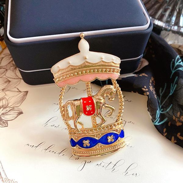 pins, brooches 2021 amusement park carousel franc retro exquisite temperament brooch lady accessories, Gray
pins, brooches 2021 amusement park carousel franc retro exquisite temperament brooch lady accessories, Gray