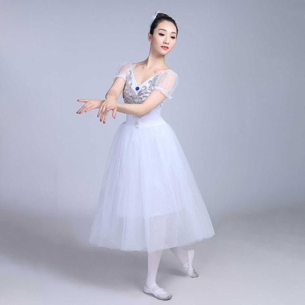 stage wear women ballet dance dress ballerina professional performance costume tulle dresses puff sleeve elegant classical robe, Black;red
stage wear women ballet dance dress ballerina professional performance costume tulle dresses puff sleeve elegant classical robe, Black;red