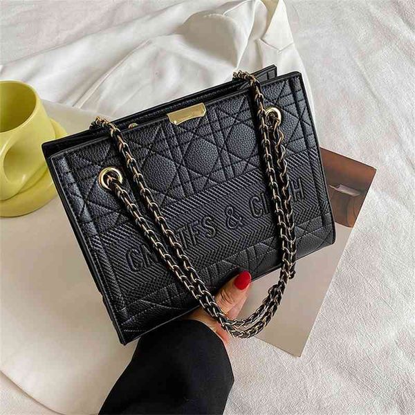 embroidered thread small square bag female summer fashion chain large capacity single shoulder messenger bag 60% off wholesale sales
embroidered thread small square bag female summer fashion chain large capacity single shoulder messenger bag 60% off wholesale sales