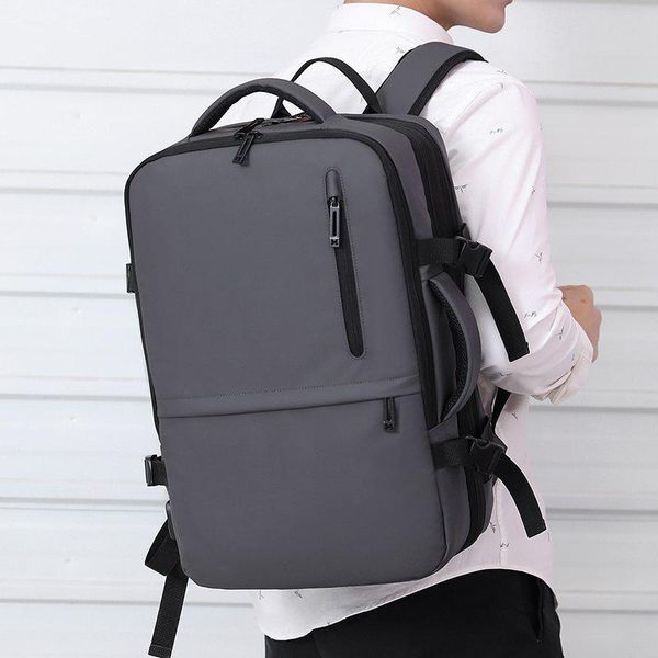2021 men's nylon business backpack waterproof and scratch-resistant solid color luxury male bagpack capacity can be expanded
2021 men's nylon business backpack waterproof and scratch-resistant solid color luxury male bagpack capacity can be expanded