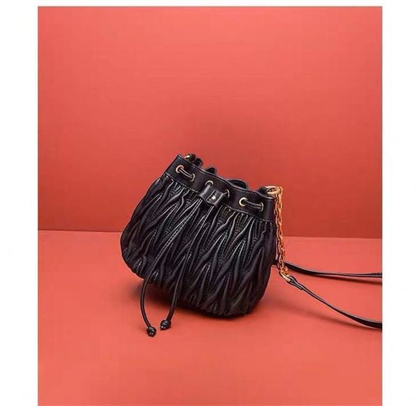 bags designers handbag luxuryshandbags ladies chain soulder patent leather diamond luxurys evening cross bodybag ,ilsdk
bags designers handbag luxuryshandbags ladies chain soulder patent leather diamond luxurys evening cross bodybag ,ilsdk