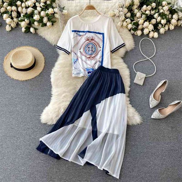 summer runway fashion positioning retro printing o-neck tshirt + stitching asymmetric pleated skirt elegant two-piece set 210525, White
summer runway fashion positioning retro printing o-neck tshirt + stitching asymmetric pleated skirt elegant two-piece set 210525, White