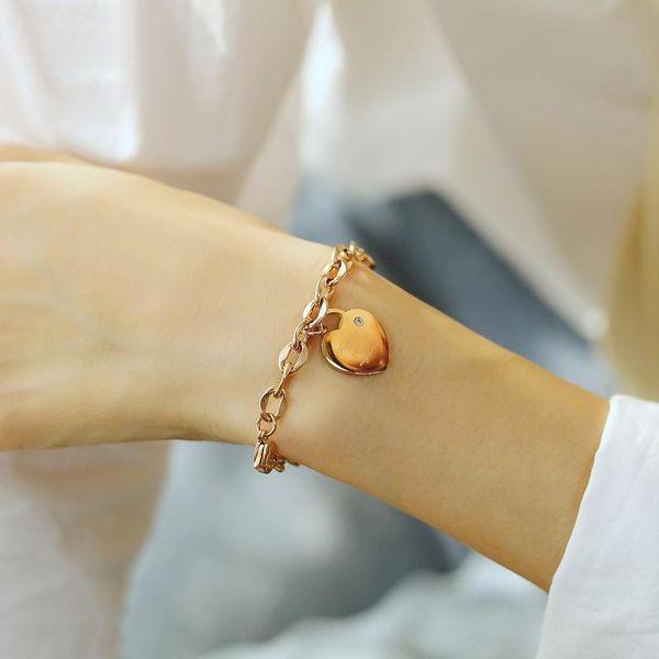 charm bracelets net red cool wind love titanium steel bracelet female ins minority design feeling peach heart letter hand jewelry, Golden;silver
charm bracelets net red cool wind love titanium steel bracelet female ins minority design feeling peach heart letter hand jewelry, Golden;silver