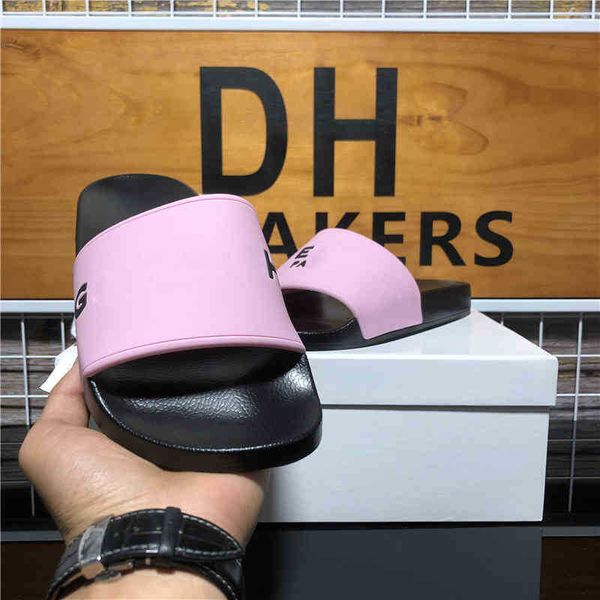 pairs fashion rubber slipper designer sandals gear bottoms mens striped sandal causal non-slip summer huaraches platform slipper, Black
pairs fashion rubber slipper designer sandals gear bottoms mens striped sandal causal non-slip summer huaraches platform slipper, Black