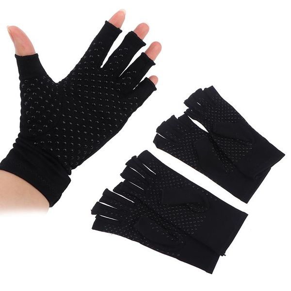 wrist support 1 pair of glove magnetic anti arthritis health compression therapy gloves rheumatoid hand pain comfortable wristband, Black;red
wrist support 1 pair of glove magnetic anti arthritis health compression therapy gloves rheumatoid hand pain comfortable wristband, Black;red