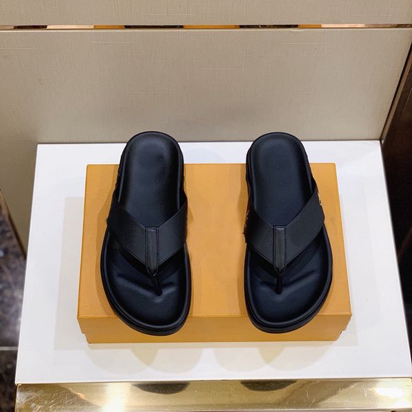 fashion designer casual slippers for men, summer beach slides, men's sandals, with boxes, wholesale ,size 38-44,-b014, Black
fashion designer casual slippers for men, summer beach slides, men's sandals, with boxes, wholesale ,size 38-44,-b014, Black