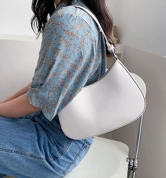 2021 women small hobo bag luxurys shoulder underarm bags designers handbags glossy fashion purse silver shimmer flip wholesal
2021 women small hobo bag luxurys shoulder underarm bags designers handbags glossy fashion purse silver shimmer flip wholesal