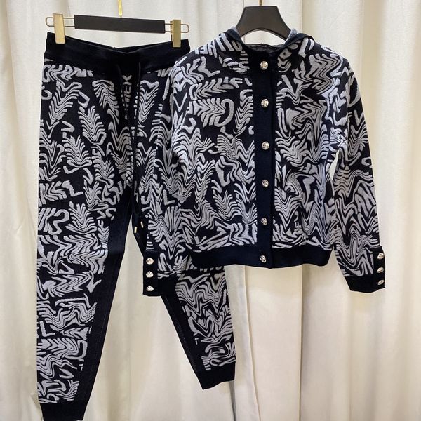 black sweaters women tracksuits 2022ss wool blend female sports knitted jackets flexiblecardigan size s and l tech fleece women apparel, Gray
black sweaters women tracksuits 2022ss wool blend female sports knitted jackets flexiblecardigan size s and l tech fleece women apparel, Gray