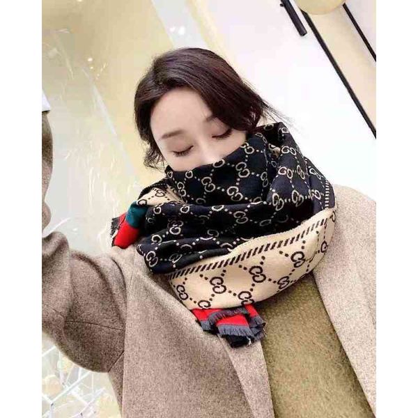 design scarf 2021 new wanghong same imitation cashmere scarf, versatile, thickened double-sided shawl, Blue;gray
design scarf 2021 new wanghong same imitation cashmere scarf, versatile, thickened double-sided shawl, Blue;gray