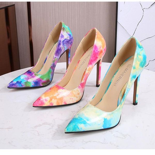 dress shoes 2021 autumn women's high heels color blocking printing design heel 11cm party shallow mouth pointed size35-45, Black
dress shoes 2021 autumn women's high heels color blocking printing design heel 11cm party shallow mouth pointed size35-45, Black