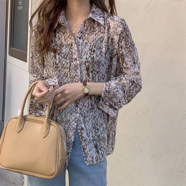 women's blouses & shirts hzirip 2021 chiffon printed outwear high street office lady coats loose chic femme prom casual all match clot, White
women's blouses & shirts hzirip 2021 chiffon printed outwear high street office lady coats loose chic femme prom casual all match clot, White
