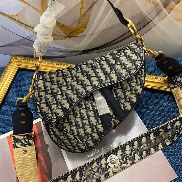 luxurys designers bags fashion women handbag designer ladies shoulder bag saddle bag sweet wind genuine leather crossbody bag zm0447-2
luxurys designers bags fashion women handbag designer ladies shoulder bag saddle bag sweet wind genuine leather crossbody bag zm0447-2