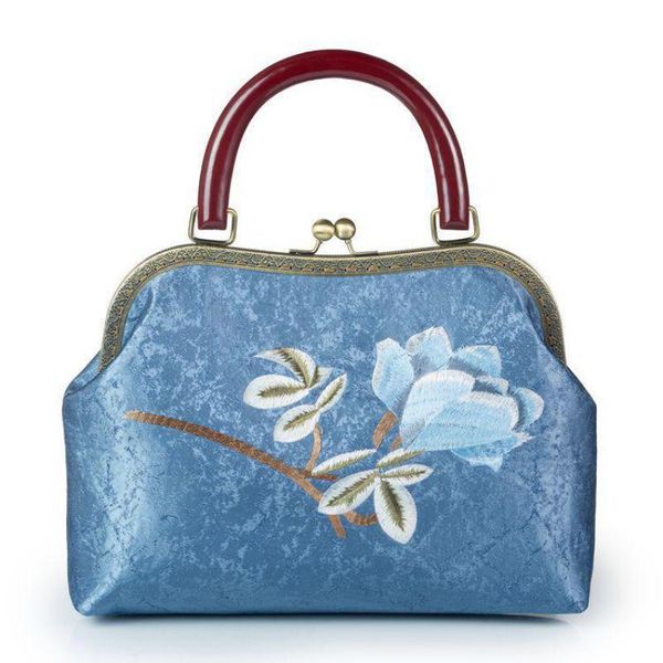 evening bags handmade embroidered women handbag 2021 retro chinese style ladies banquet flower female shoulder
evening bags handmade embroidered women handbag 2021 retro chinese style ladies banquet flower female shoulder