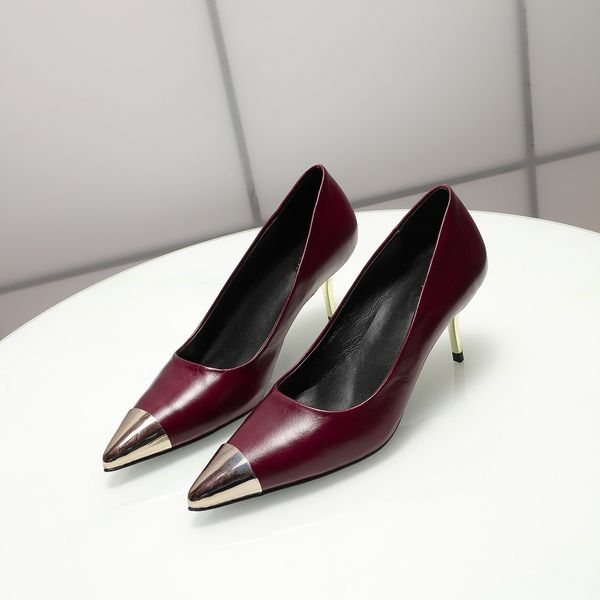 early spring 2021 luxury women's high-heeled shoes with pointed toe and butter leather shoes size 35-40, Black
early spring 2021 luxury women's high-heeled shoes with pointed toe and butter leather shoes size 35-40, Black
