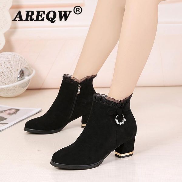 boots autumn winter women solid european ladies shoes suede leather ankle with thick scrub size 35-41, Black
boots autumn winter women solid european ladies shoes suede leather ankle with thick scrub size 35-41, Black