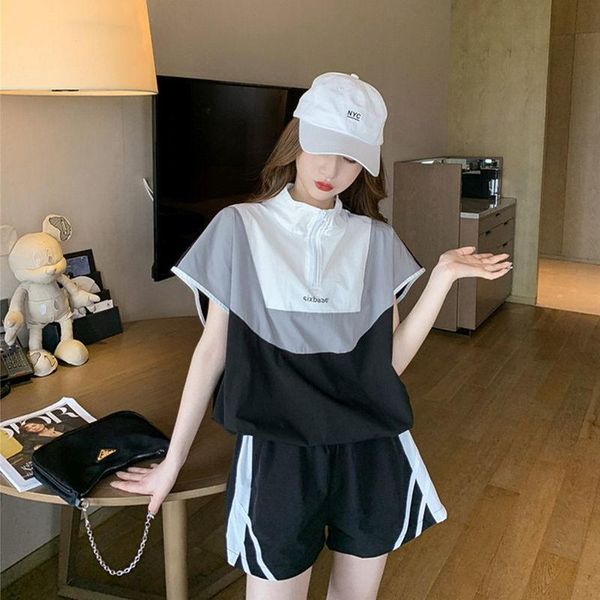 gym clothing 2021 summer sports suit women loose breathable fitness jacket high waist shorts two-piece sun protection, White;black
gym clothing 2021 summer sports suit women loose breathable fitness jacket high waist shorts two-piece sun protection, White;black