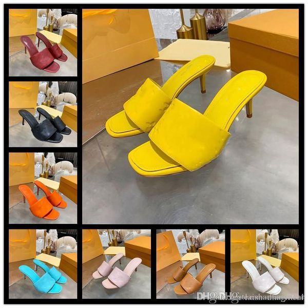 a3 loafers fur muller slipper fashion women letter print fluffy furry slippers ladies winter warm comfortable beautiful girl flip flops, Black
a3 loafers fur muller slipper fashion women letter print fluffy furry slippers ladies winter warm comfortable beautiful girl flip flops, Black