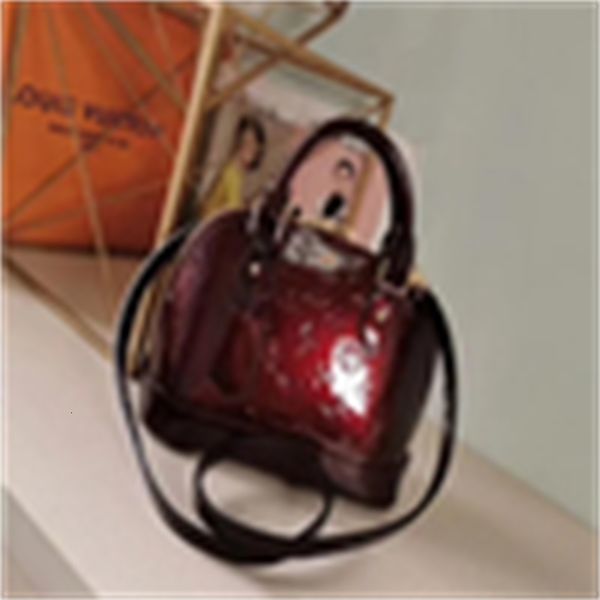 cross designer luxury m95595 patent leather series alma bb handbag shell handbag handbags iconic body handles shoulder bags totes bag cl
cross designer luxury m95595 patent leather series alma bb handbag shell handbag handbags iconic body handles shoulder bags totes bag cl