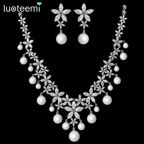 luoteemi luxurious sweet white gold-color cubic zircon flowers imitation pearl waterdrop necklace earrings set wedding party jewelry set, Slivery;golden
luoteemi luxurious sweet white gold-color cubic zircon flowers imitation pearl waterdrop necklace earrings set wedding party jewelry set, Slivery;golden