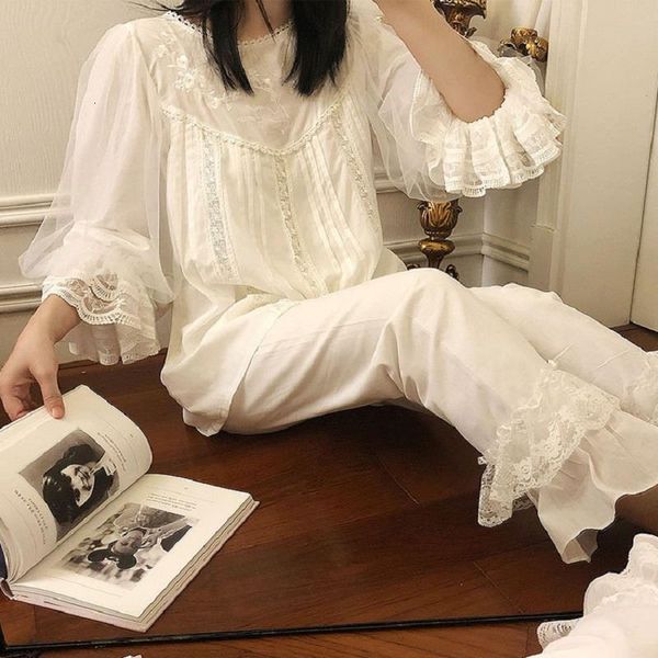soft cotton hand-made embroidery women's pajamas sets autumn vintage sweet female white pyjamas long sleeve sleepwear 2228, Black;red
soft cotton hand-made embroidery women's pajamas sets autumn vintage sweet female white pyjamas long sleeve sleepwear 2228, Black;red