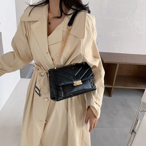 simple small pu leather underarm bags for women 2021 winter luxury trend shoulder handbags branded trending hand bag
simple small pu leather underarm bags for women 2021 winter luxury trend shoulder handbags branded trending hand bag