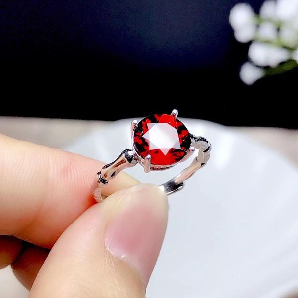 wedding rings classic round inlay 8mm red cubic zircon creative bone minimalist design 925 silver jewelry for women party, Slivery;golden
wedding rings classic round inlay 8mm red cubic zircon creative bone minimalist design 925 silver jewelry for women party, Slivery;golden