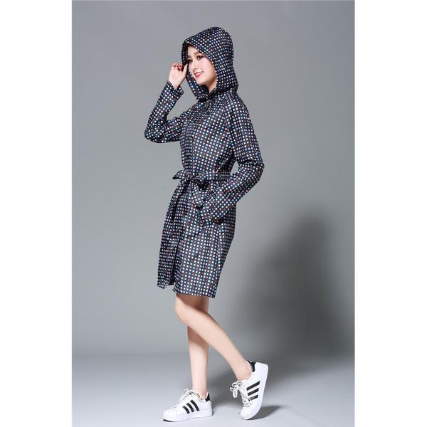 good quality foldable 100% waterproof shiny polyester hooded rain coat girl with colorful dots full printing with jllpey
good quality foldable 100% waterproof shiny polyester hooded rain coat girl with colorful dots full printing with jllpey