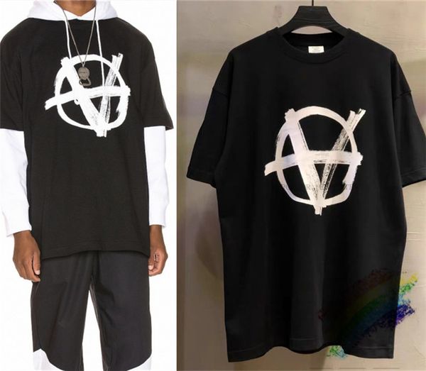 2021 new ss bordado oversize solto camisas das mulheres dos homens 1:1 melhor qualidade superior t camisa vetements yis8, White;black
2021 new ss bordado oversize solto camisas das mulheres dos homens 1:1 melhor qualidade superior t camisa vetements yis8, White;black