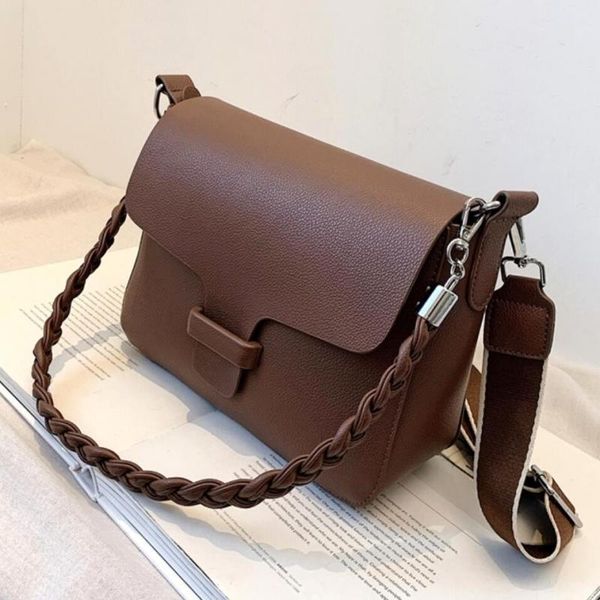 evening bags autumn and winter exotic little girl 2021 fashion oblique cross net red texture one shoulder armpit small square bag
evening bags autumn and winter exotic little girl 2021 fashion oblique cross net red texture one shoulder armpit small square bag