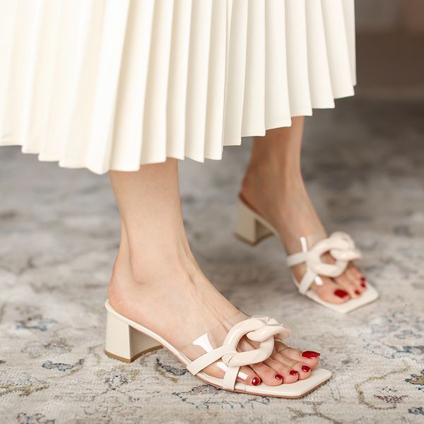slippers 2790-a1 french square head open toe high heeled slippers women's thick heel chain transparent one line sandal 5cm summer 5vjk, Black
slippers 2790-a1 french square head open toe high heeled slippers women's thick heel chain transparent one line sandal 5cm summer 5vjk, Black