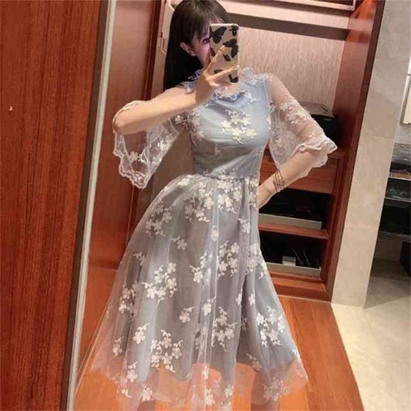 fashion runway summer dress women butterfly sleeve mesh lace flowers embroidered big swing slim ladies midi 210603, Black;gray
fashion runway summer dress women butterfly sleeve mesh lace flowers embroidered big swing slim ladies midi 210603, Black;gray