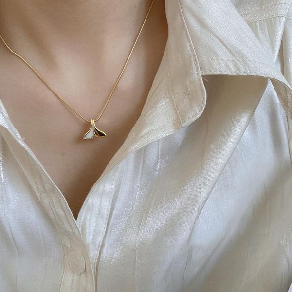 chains titanium steel necklace korean simple personality freshwater fritillaria face small fishtail fashion collarbone, Silver
chains titanium steel necklace korean simple personality freshwater fritillaria face small fishtail fashion collarbone, Silver