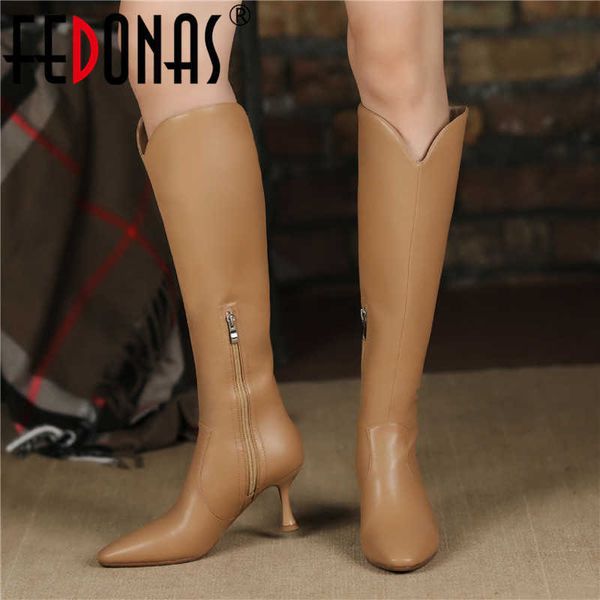 elegant knee high boots genuine leather thin heels for girls fall winter wedding zipper tight 210528, Black
elegant knee high boots genuine leather thin heels for girls fall winter wedding zipper tight 210528, Black