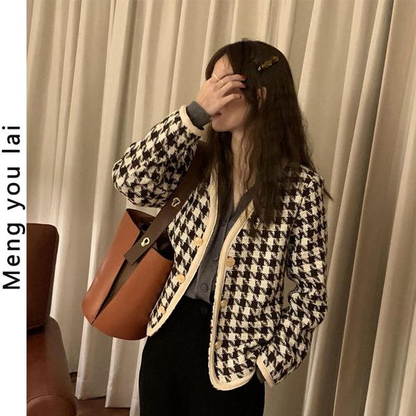 women's jackets cmaz 2021 autumn winter thick coats for women and small baseball uniform houndstooth thickened coat design, Black;brown
women's jackets cmaz 2021 autumn winter thick coats for women and small baseball uniform houndstooth thickened coat design, Black;brown